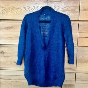 VPL Blue Mohair V-neck Sweater sz SMALL